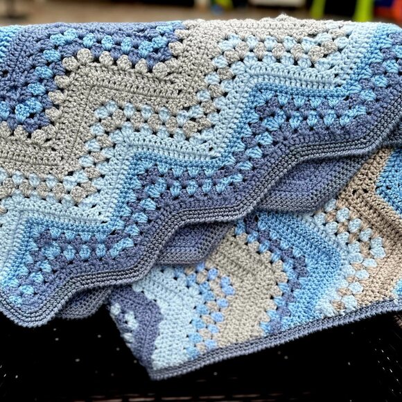 Handmade Blanket Knitting Blanket Gifts - Picture 3 of 6